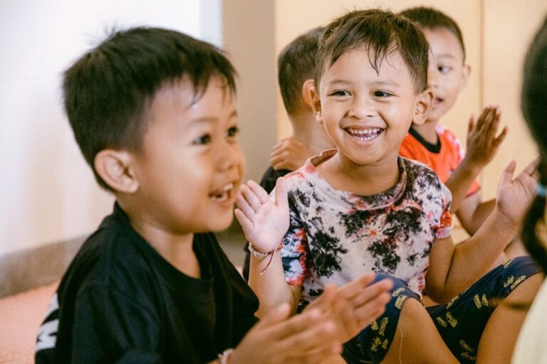 דרכים למשחק הצגה מהירה: יעילות במצבים קבוצתיים